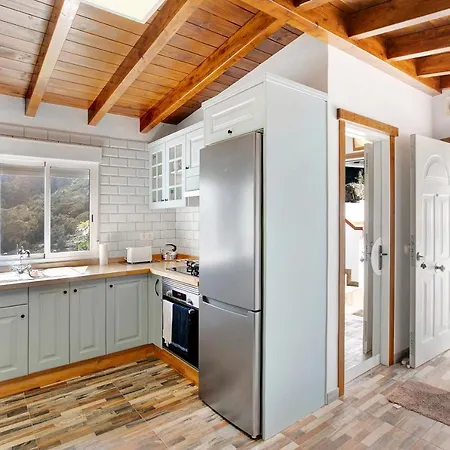 La Bodega De Julian * 特格斯特